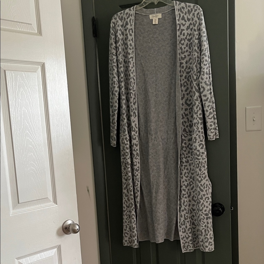 Jessica Simpson Gray Leopard Print Women's Cardigan